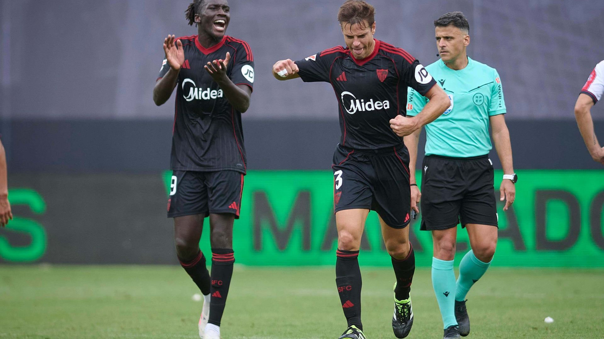 rayo_sevilla_15.jpg rayo_sevilla_15.jpg