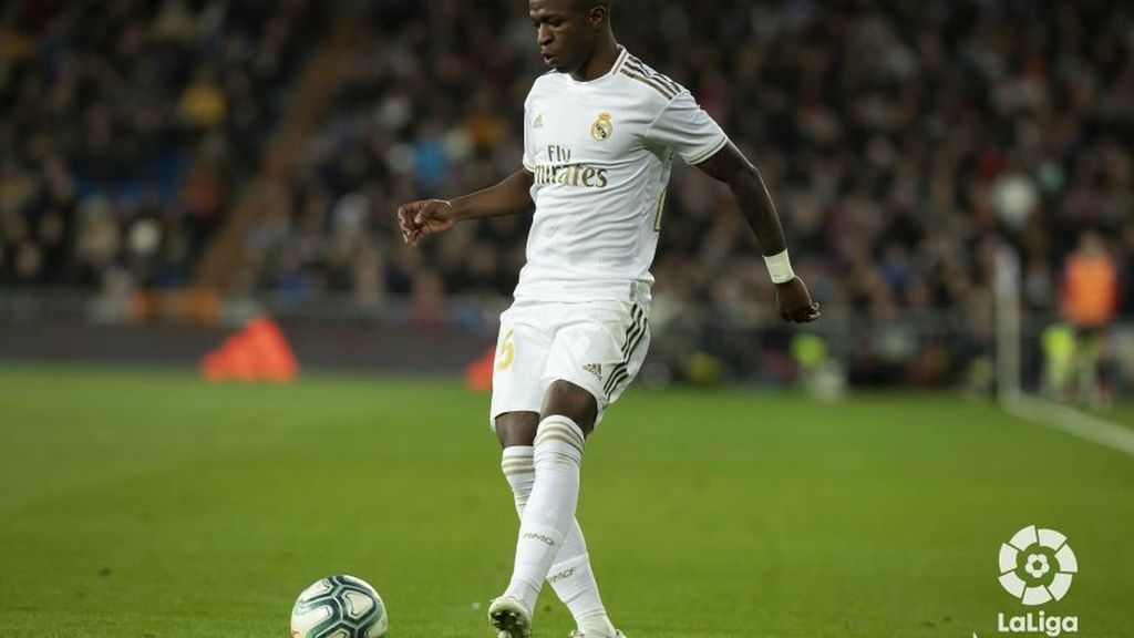 Real Madrid-Athletic Club: Ocasión de Vinicius y parada de Unai Simón