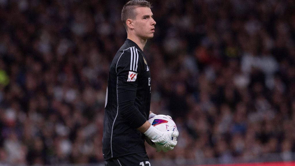 Real Madrid 5-1 Valencia: Las paradas de Lunin