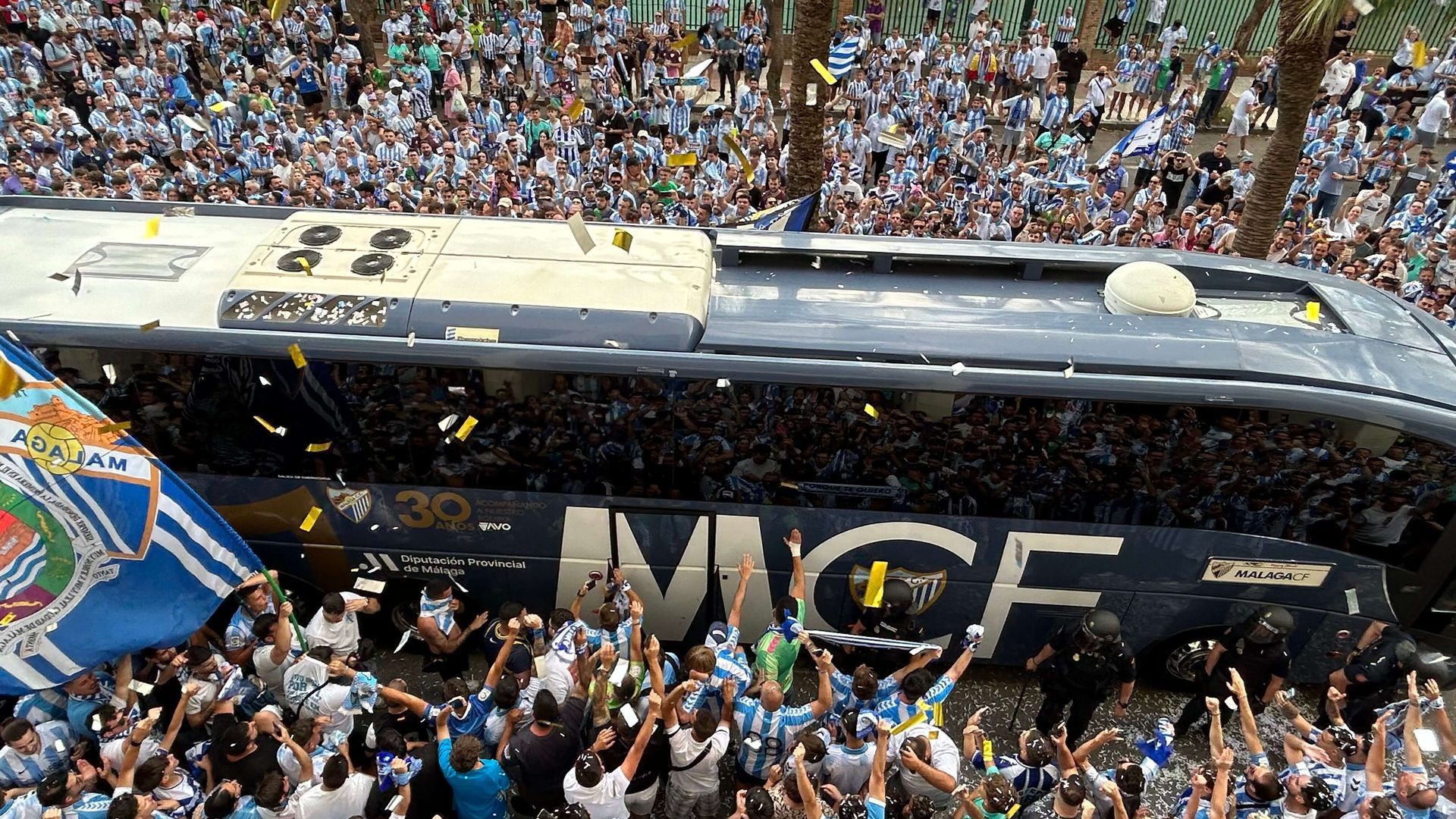 recibimiento_bus_malaga_celta_fortunajpg.jpg