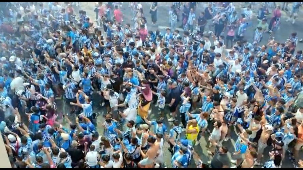 Recibimiento de la afición del Málaga