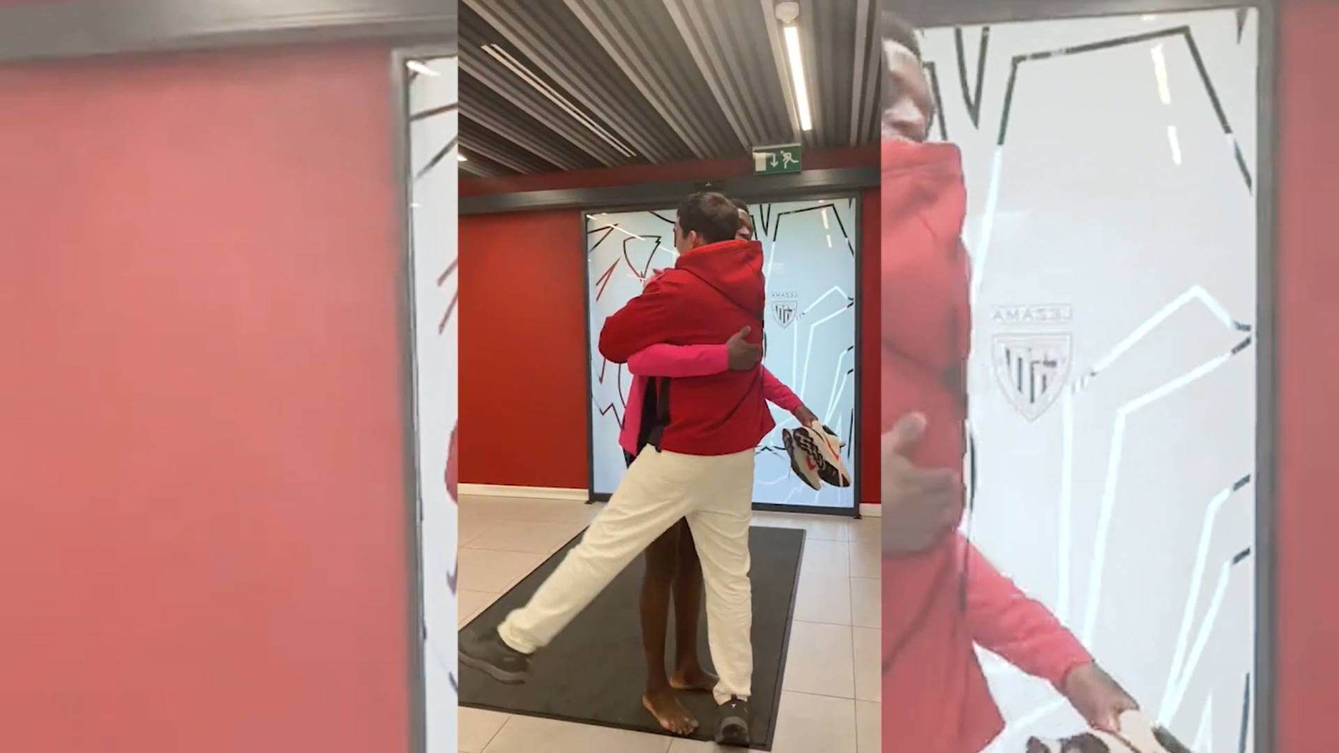 recibimiento_en_lezama_a_aitor_el_chico_que_fue_atendido_el_lunes_por_una_emergencia_s.jpg recibimiento_en_lezama_a_aitor_el_chico_que_fue_atendido_el_lunes_por_una_emergencia_s.jpg