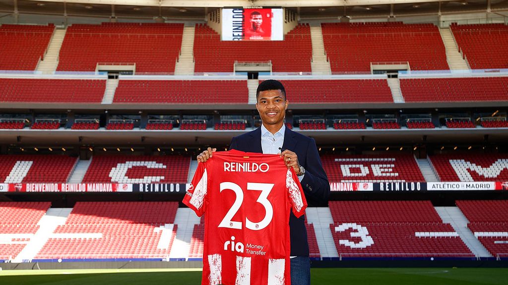 Primer día de Reinildo como jugador del Atlético de Madrid