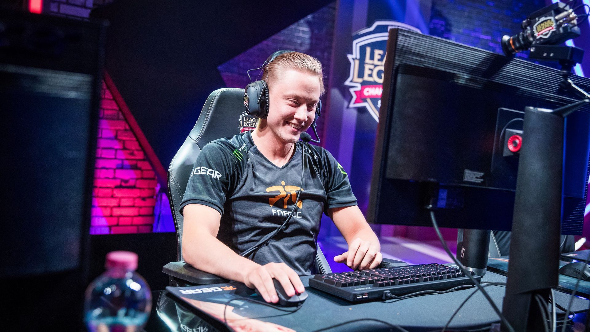 Rekkles-Fnatic.jpg