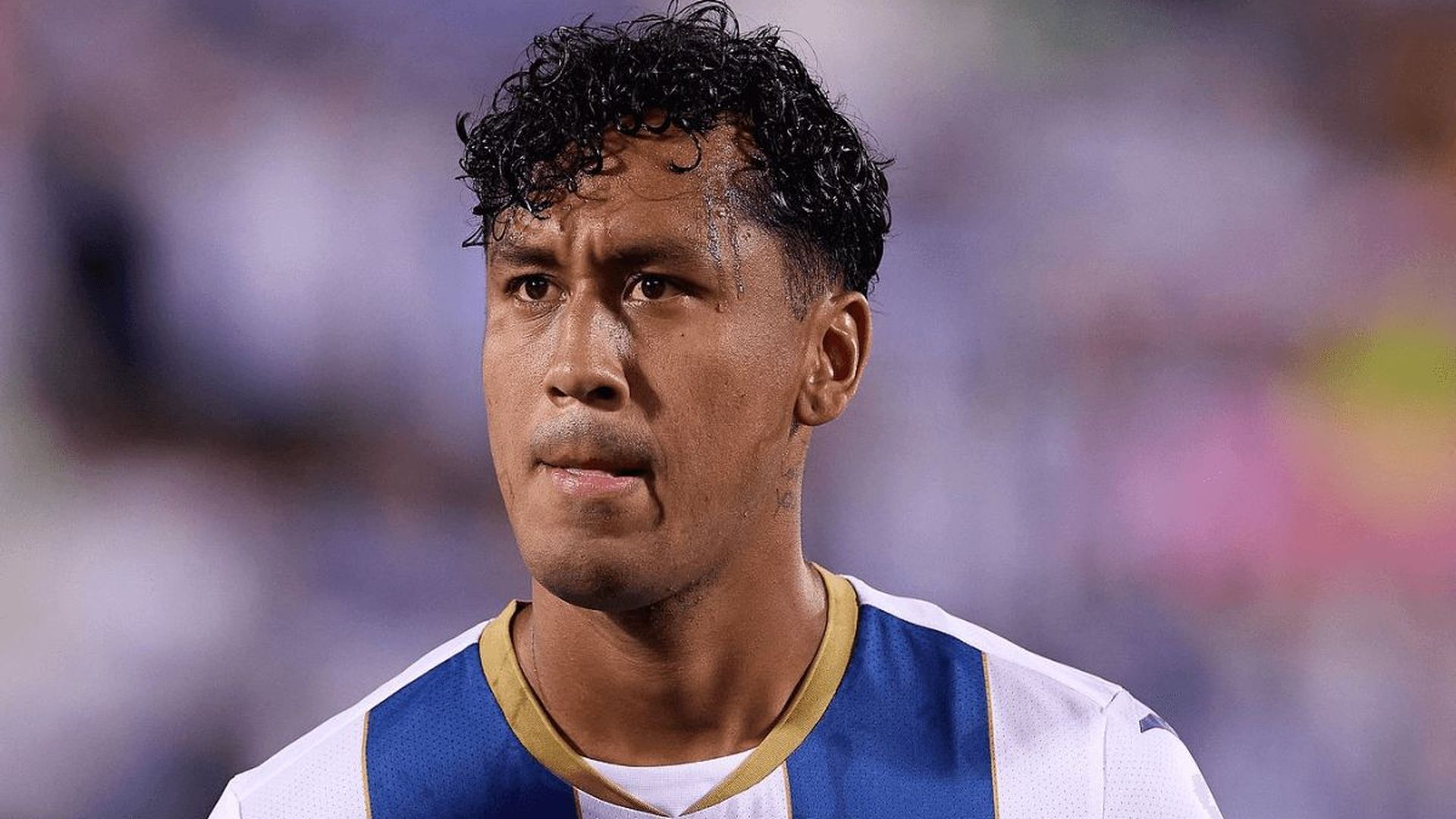 renato_tapia_durante_un_partido_con_el_leganes_foto_cd_leganes_001.png renato_tapia_durante_un_partido_con_el_leganes_foto_cd_leganes_001.png