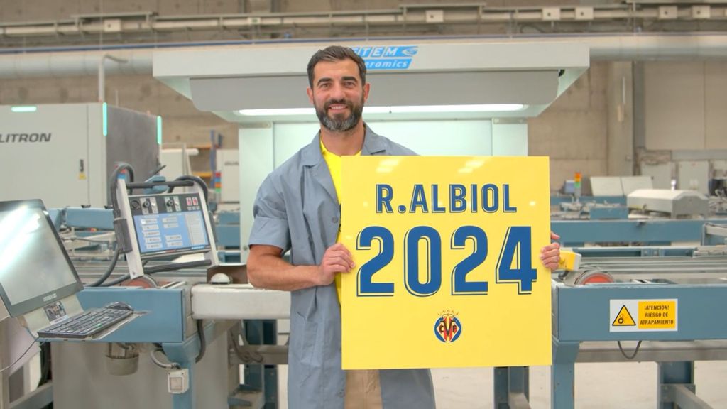 El Villarreal anuncia la renovación de Raúl Albiol hasta 2024