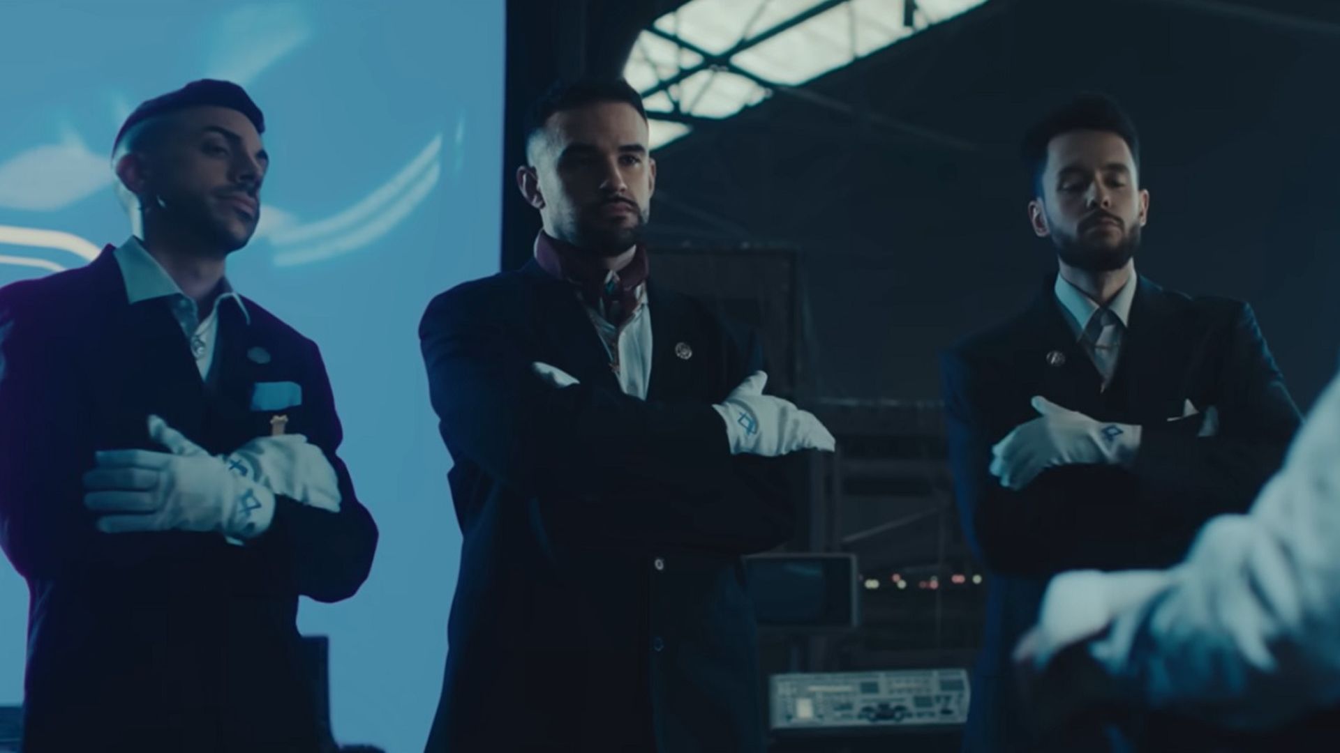 rewind.jpg rewind.jpg