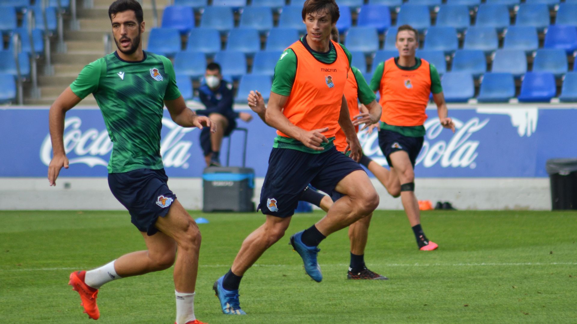 robin_le_normand_ha_trabajado_este_jueves_con_el_grupo_foto_giovanni_batista_001.JPG robin_le_normand_ha_trabajado_este_jueves_con_el_grupo_foto_giovanni_batista_001.JPG