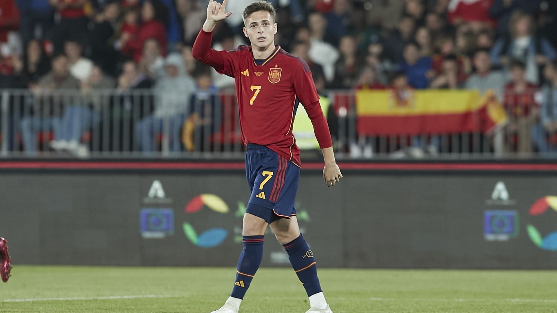 rodrigo_riquelme_celebra_un_gol_con_espana_sub_21_foto_rfef_001.jpg rodrigo_riquelme_celebra_un_gol_con_espana_sub_21_foto_rfef_001.jpg