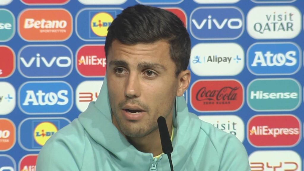 Rodri Hernández 'pasa' del Balón de Oro: "Está bien que te reconozcan pero lo que hago es por el equipo"