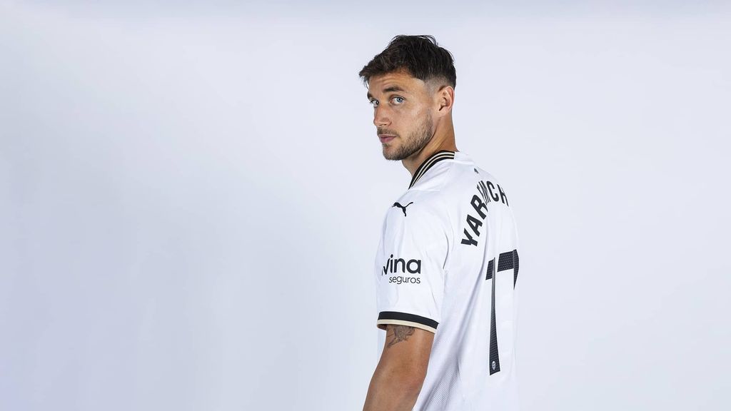 Roman Yaremchuk: “El Valencia CF es un club muy grande y voy a darlo todo”