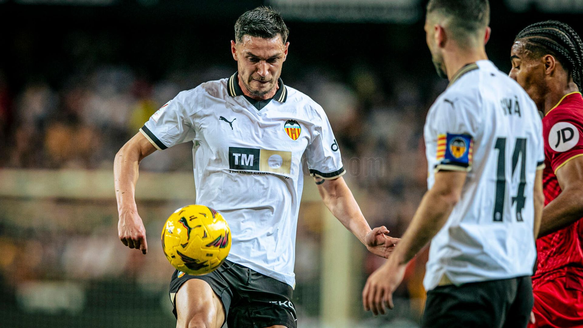 roman_yaremchuk_ante_el_sevilla_fc_foto_valencia_cf.jpg roman_yaremchuk_ante_el_sevilla_fc_foto_valencia_cf.jpg