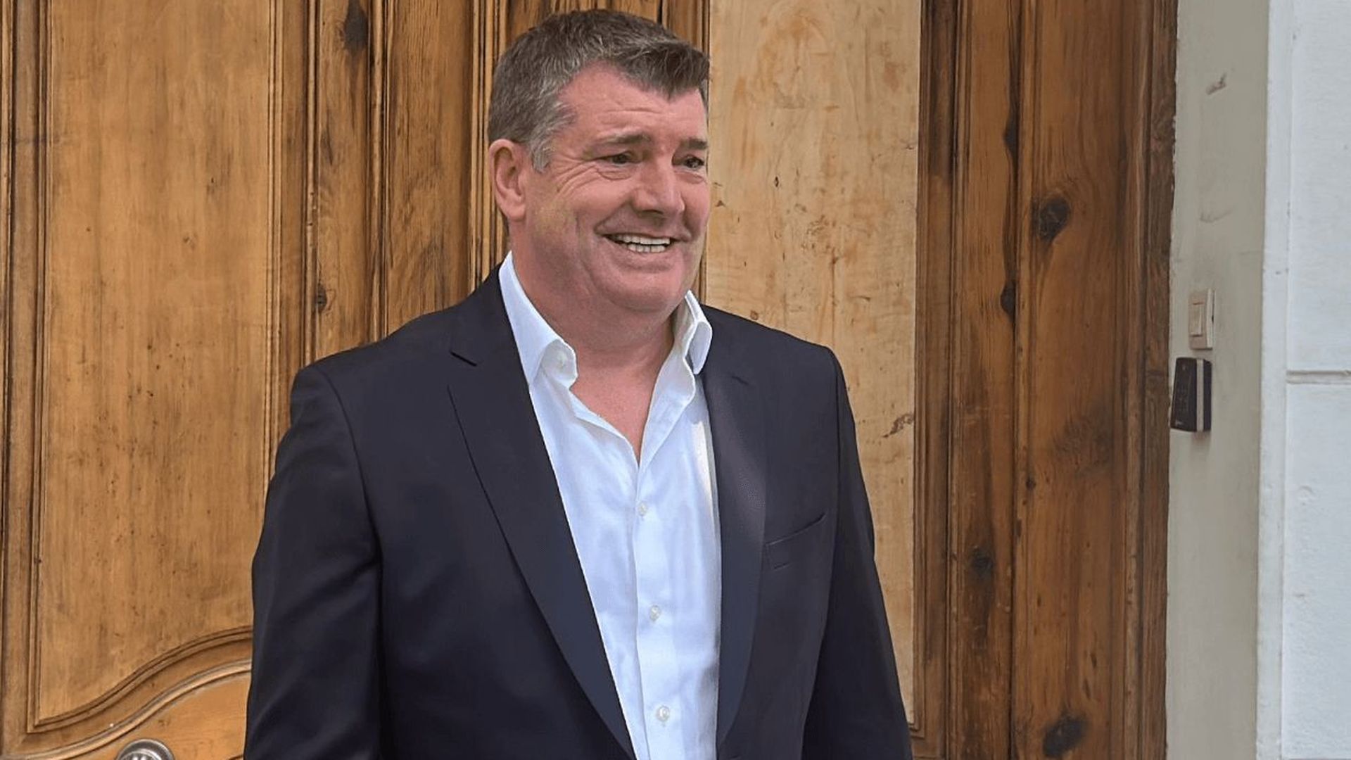 ron_gourlay_sale_de_las_oficinas.png ron_gourlay_sale_de_las_oficinas.png