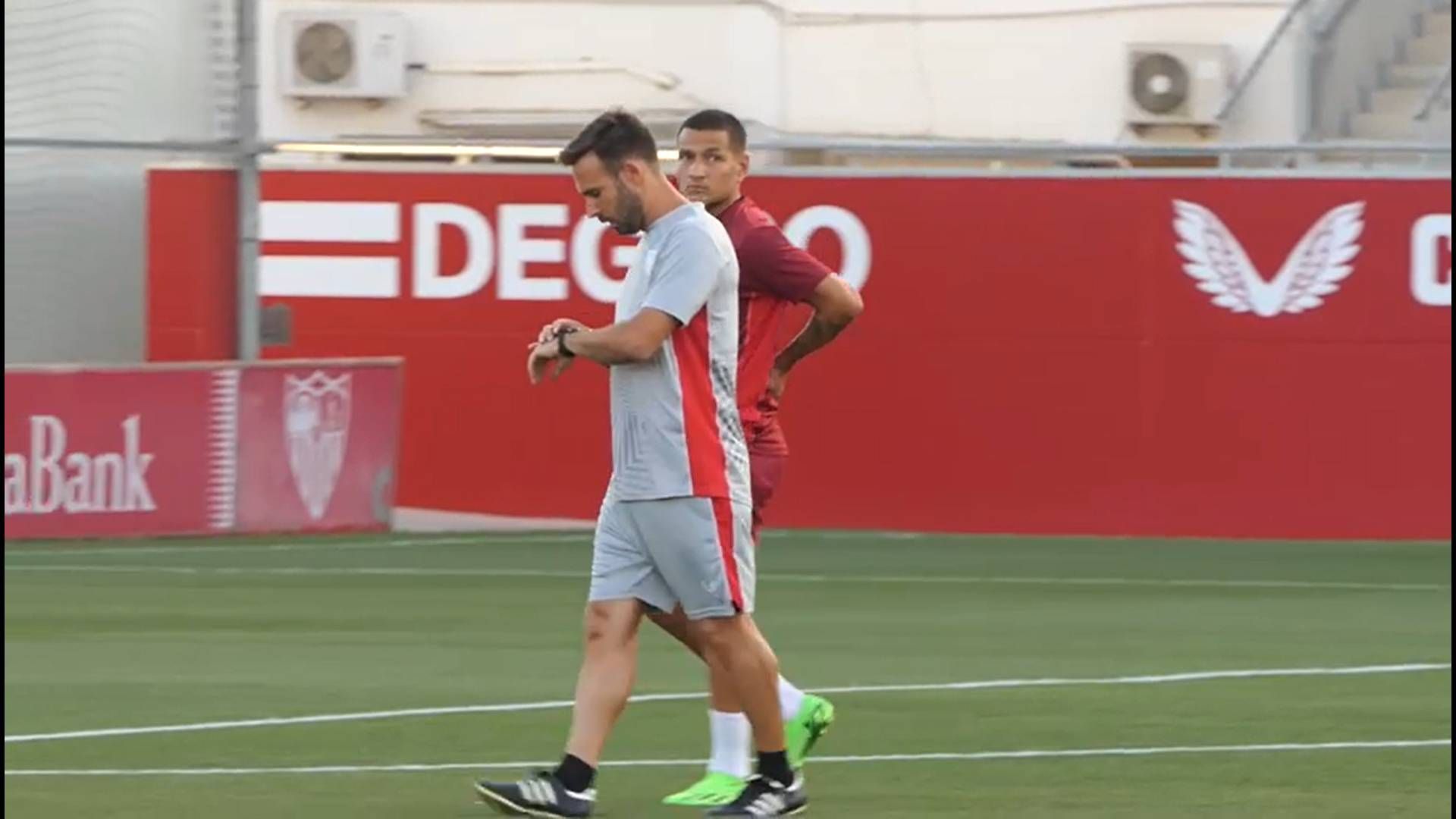 rony_lopes_con_el_grupo_en_el_entrenamiento_del_sevilla_001.jpg