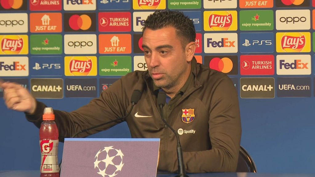 Xavi contesta a Luis Henrique