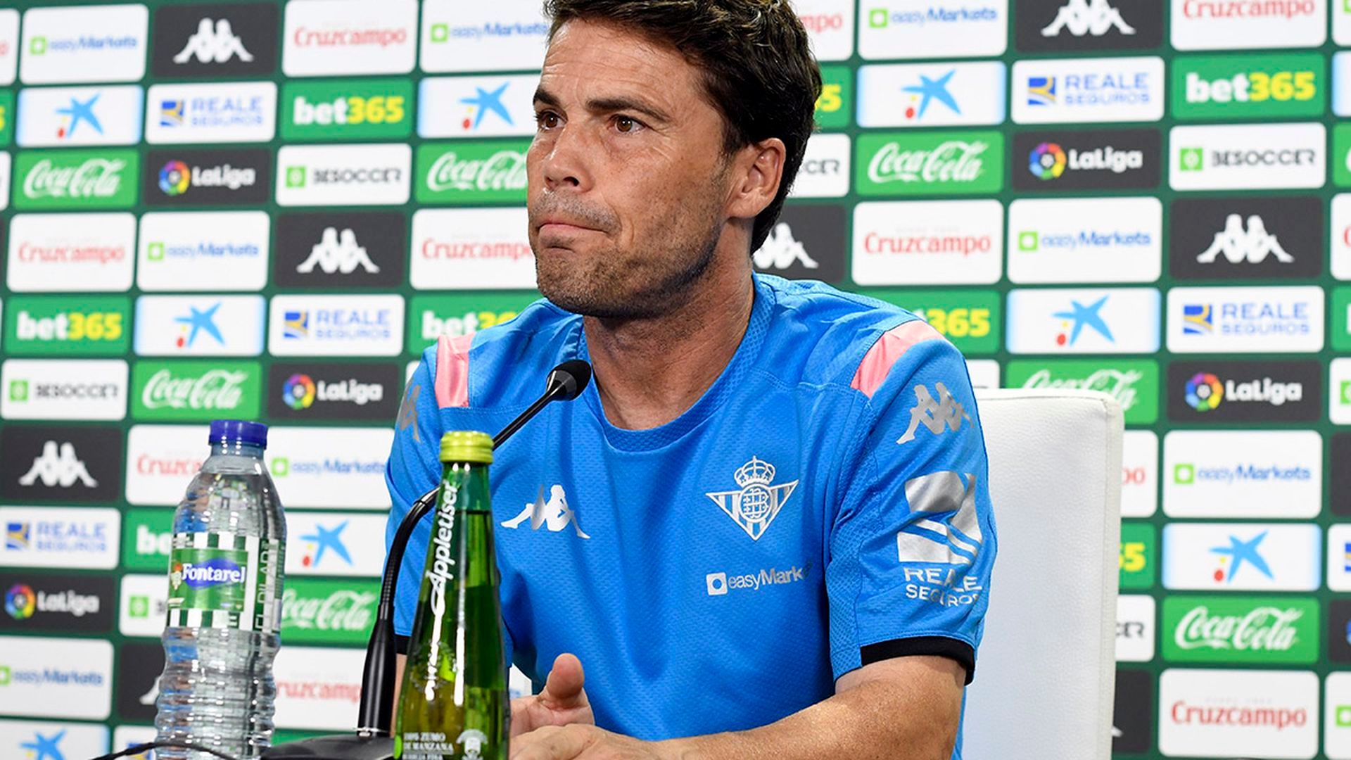 rubi_entrenador_del_real_betis_foto_kiko_hurtado_001.jpg