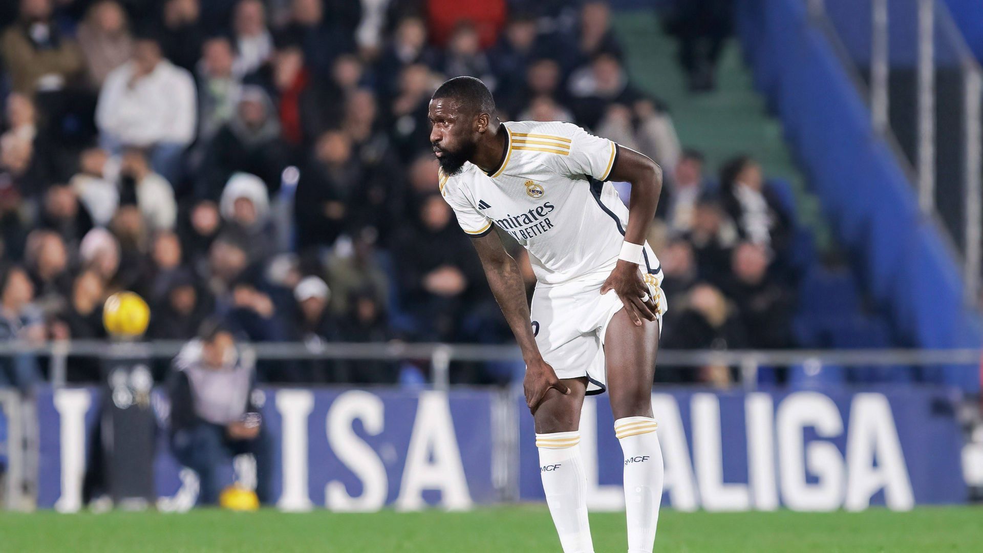 rudiger_se_toca_el_muslo_durante_el_getafe_real_madrid.jpg rudiger_se_toca_el_muslo_durante_el_getafe_real_madrid.jpg