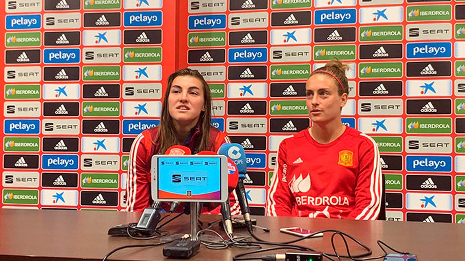 rueda_de_prensa_de_guijarro_y_alexia.jpg rueda_de_prensa_de_guijarro_y_alexia.jpg