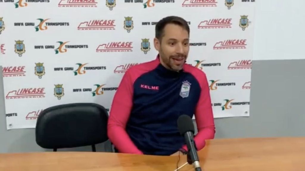 Entrenador del Callosa (Fútbol regional) "Hasta mis hijos tienen que bajar al campo porque me estaban insultando"