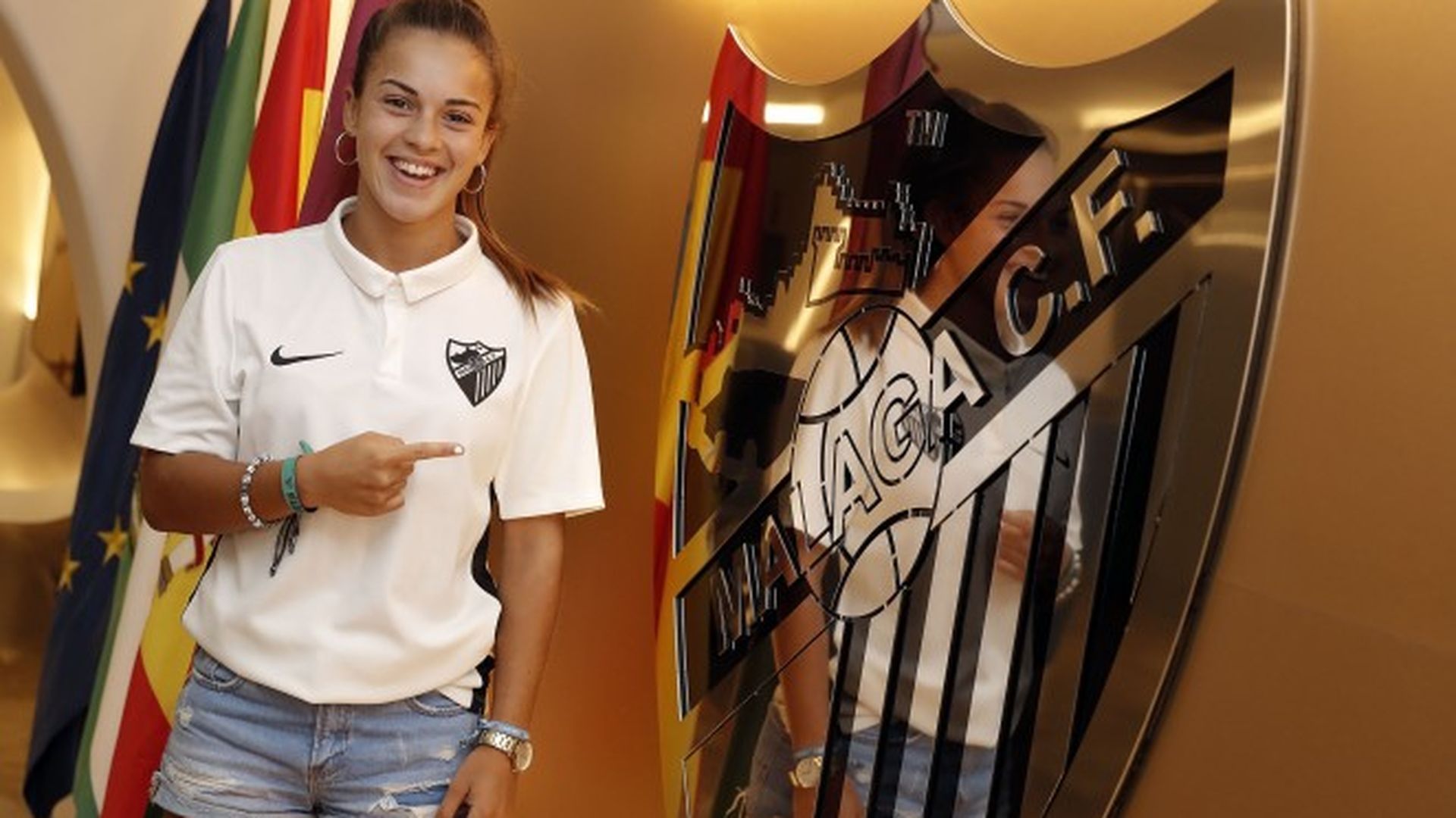 ruth_acedo_renovacion_con_el_malaga_femenino_001.jpg ruth_acedo_renovacion_con_el_malaga_femenino_001.jpg