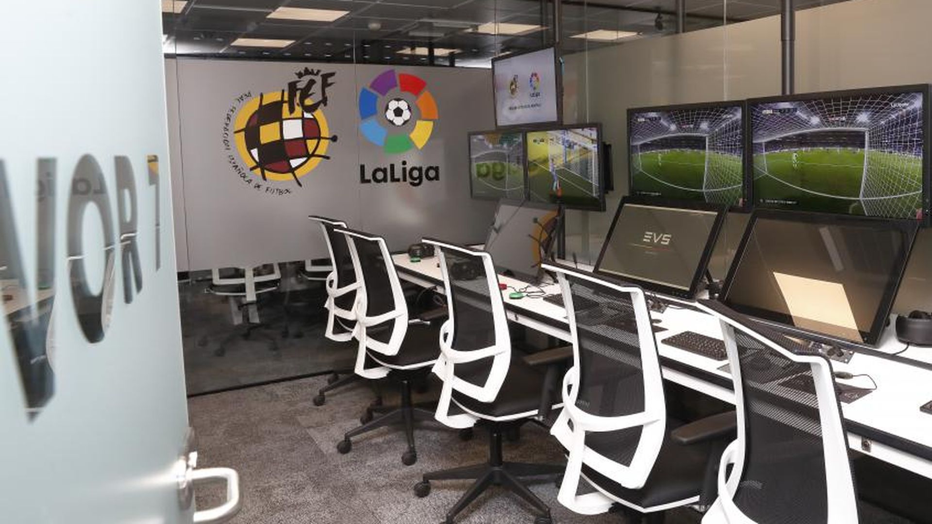 sala_de_var_001.jpg sala_de_var_001.jpg