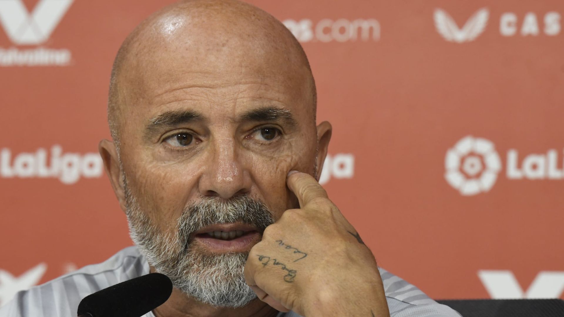 sampaoli_en_la_rueda_de_prensa_foto_kiko_hurtado_001.jpeg