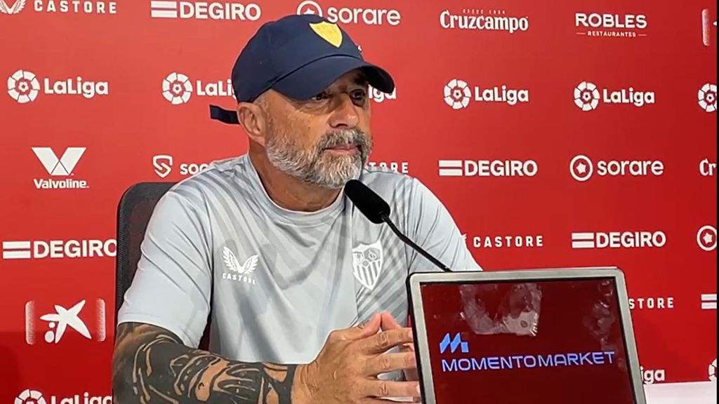 Sampaoli, los problemas en ataque y el dardo a Rafa Mir