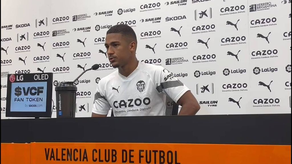 Samuel Lino habla de su futuro: "Al final de temporada hablaremos"