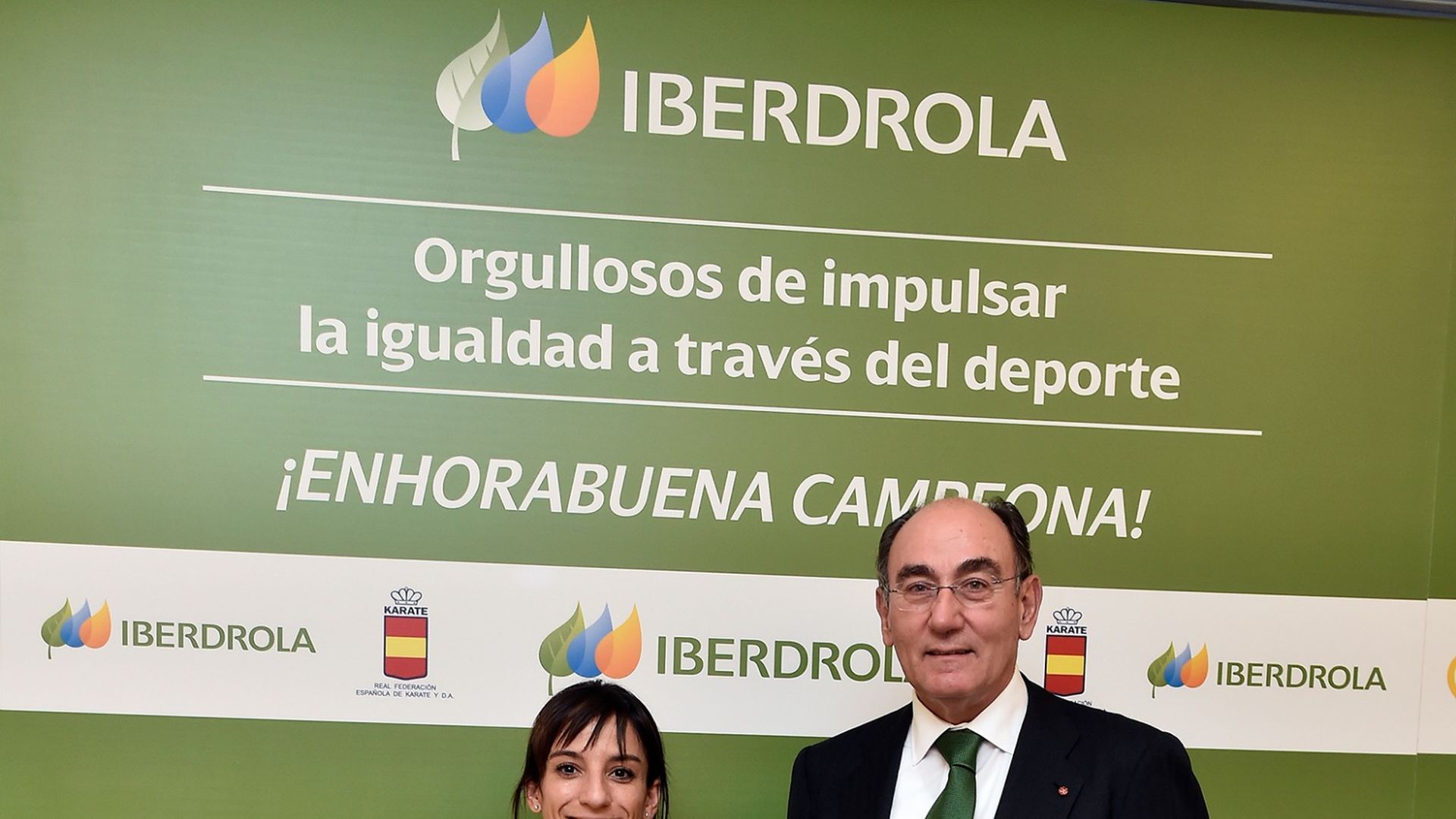 sandra_sanchez_junto_a_ignacio_galan_001.jpg
