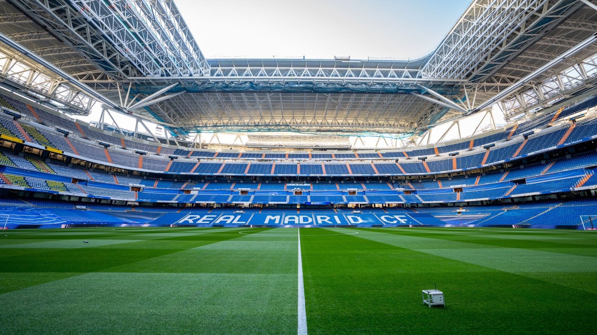 santiago_bernabeu_estadio_del_real_madrid_foto_fcb_001.jpg