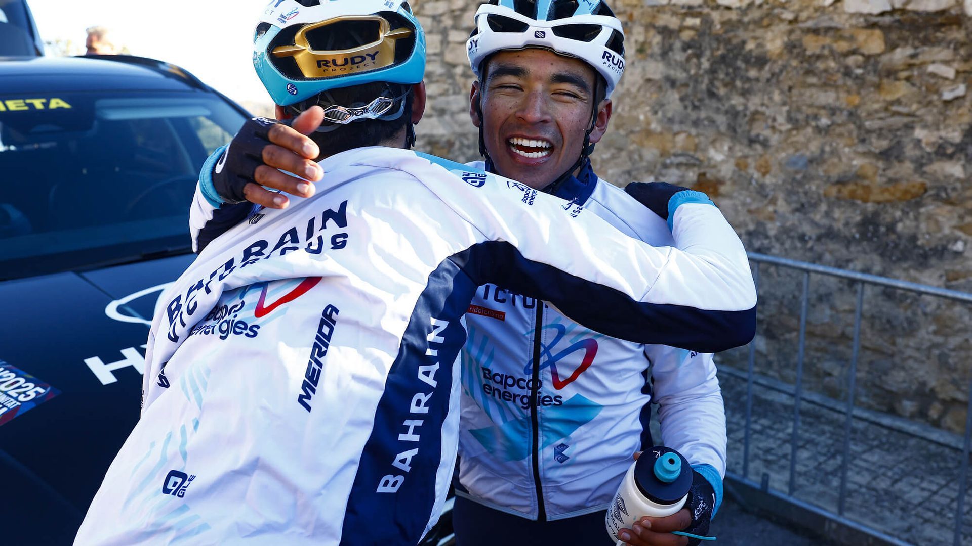 santiago_buitrago_conquista_la_etapa_reina_y_se_viste_de_lider_en_la_volta_004.jpg santiago_buitrago_conquista_la_etapa_reina_y_se_viste_de_lider_en_la_volta_004.jpg