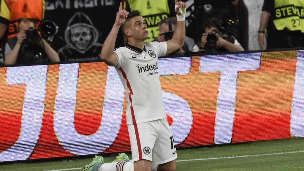 Santos Borré, el hombre del partido en la final de la Europa League 2022