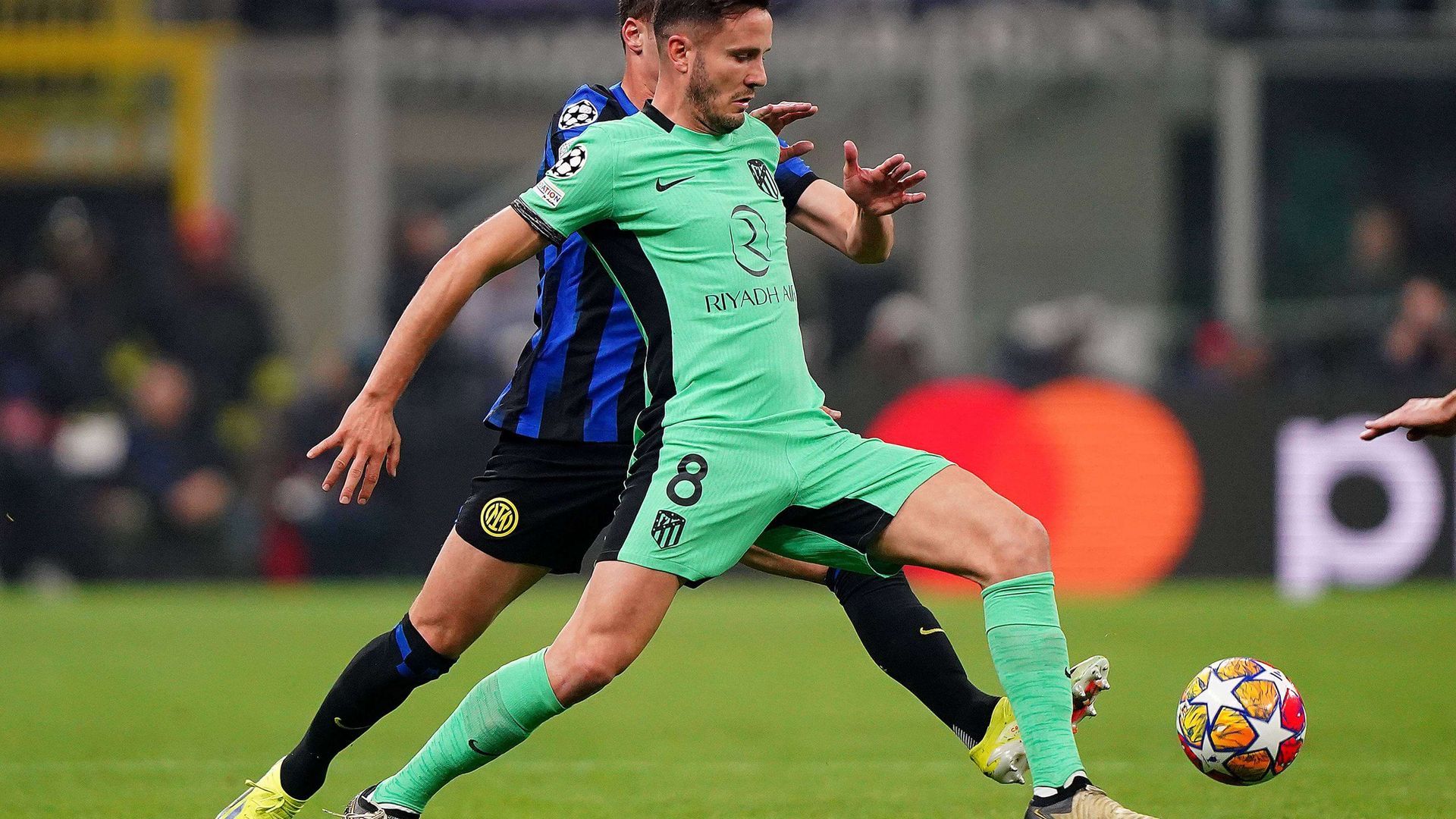 saul_en_una_jugada_del_inter_atletico_001.jpg saul_en_una_jugada_del_inter_atletico_001.jpg