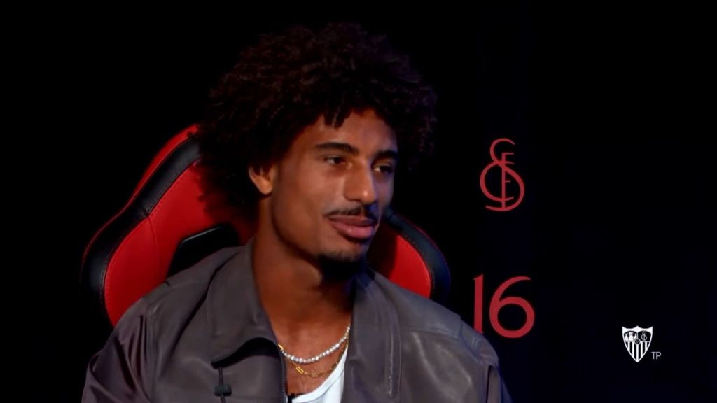 Badé pasa la pelota de su continuidad: "Ese es trabajo de Monchi"