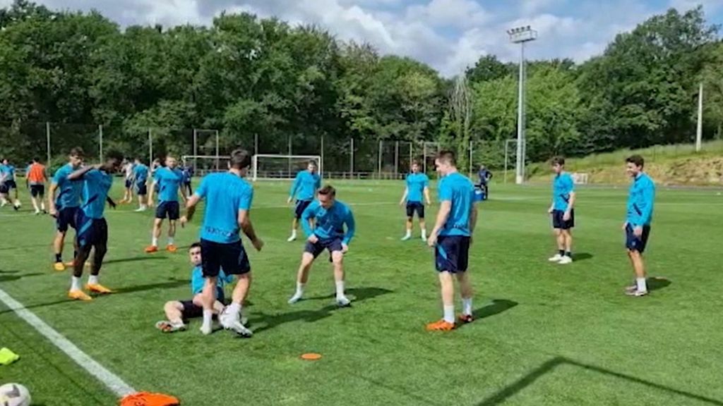 La Real Sociedad prepara la visita al Barcelona con una novedad