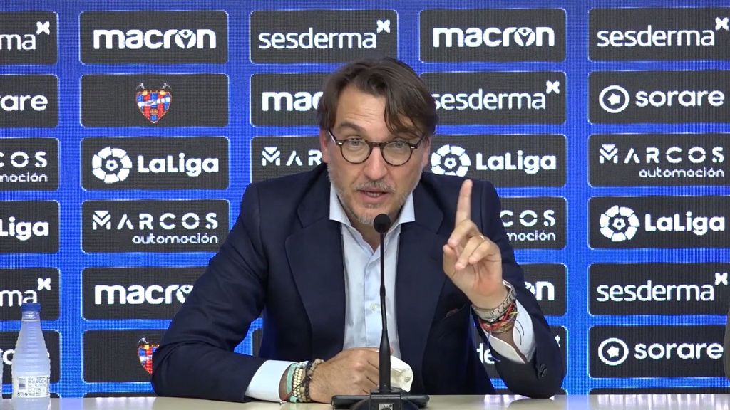 Catalán manda un recado en su adiós: "El Levante no se vende ni malvende futbolistas"