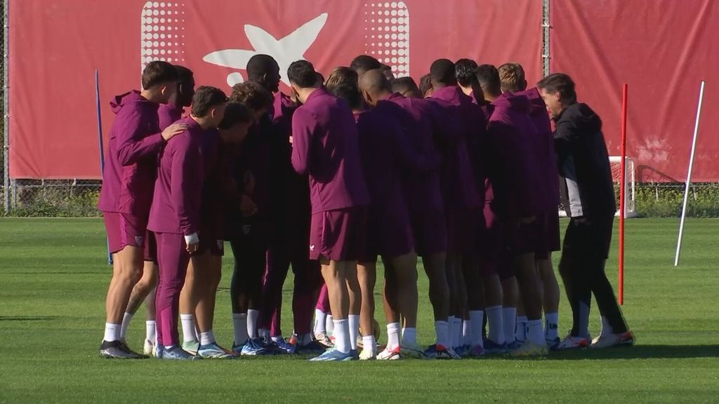 Seis ausencias en la última sesión del Sevilla antes de recibir al Villarreal