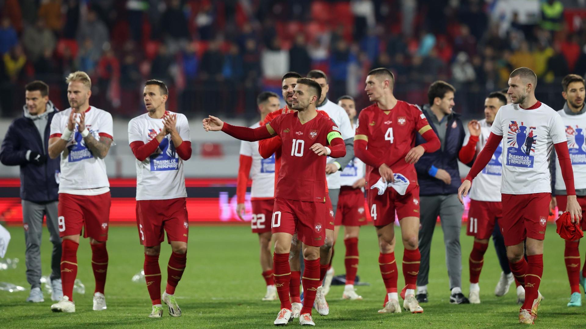serbia_se_clasifica_por_primera_vez_a_una_eurocopa_foto_efe_001.jpg