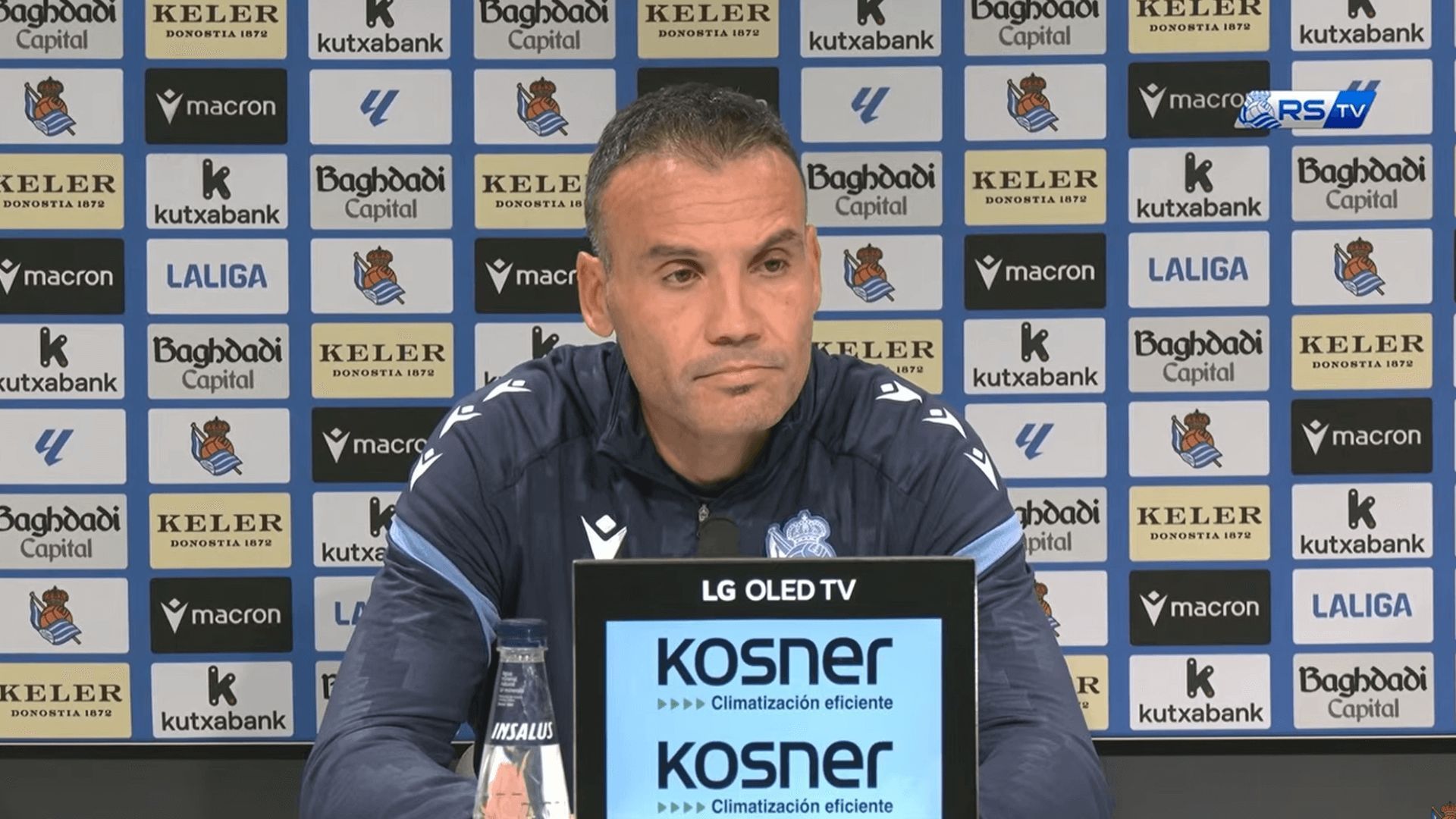 sergio_francisco_en_sala_de_prensa.png sergio_francisco_en_sala_de_prensa.png