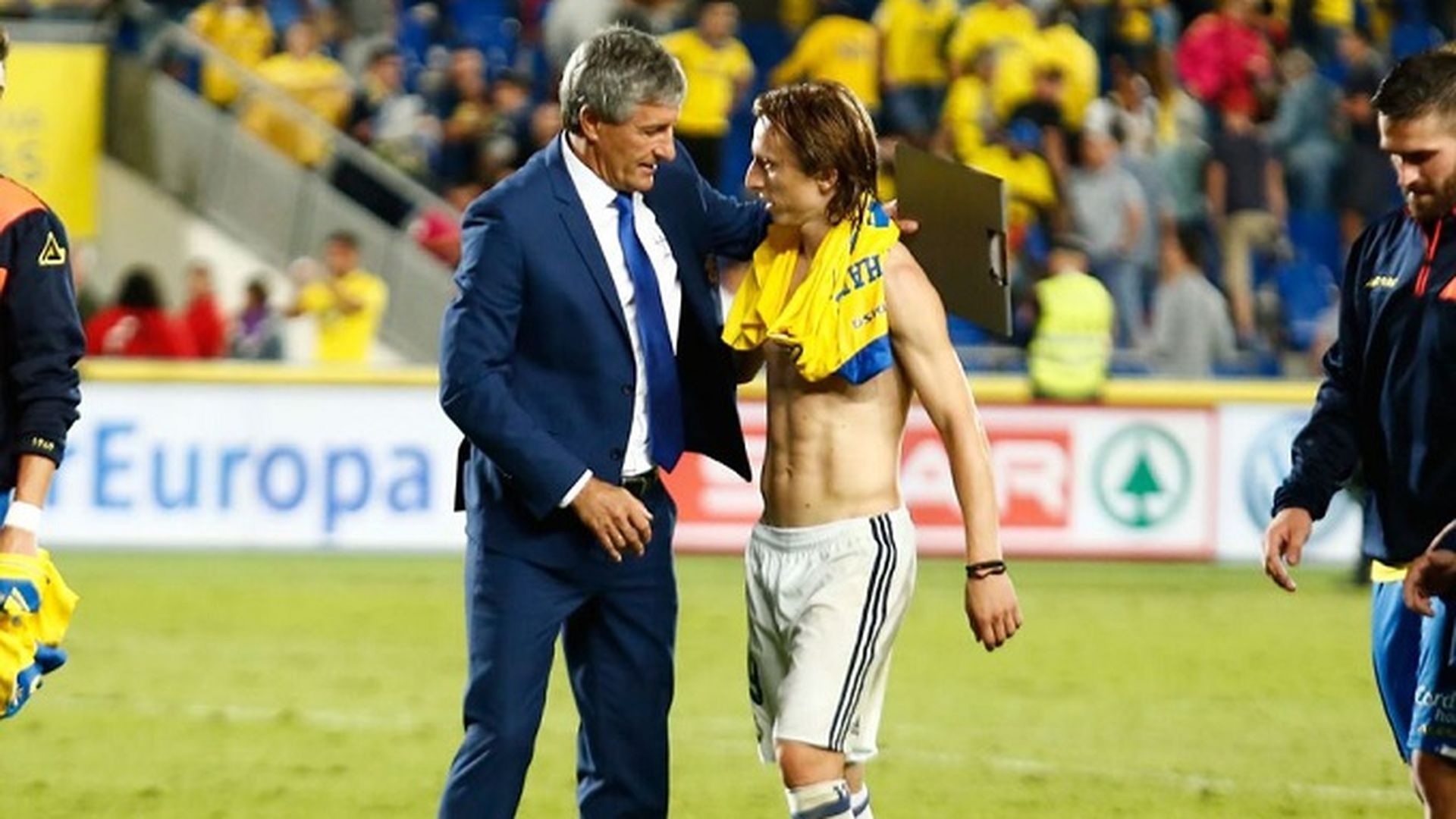 setien_modric.jpg