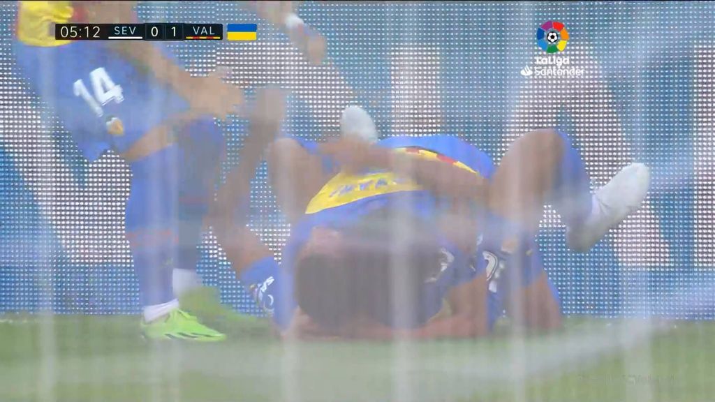 Sevilla 0-1 Valencia: Gol de Cavani