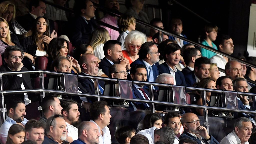 La grada clama contra Castro tras el Sevilla-Atlético