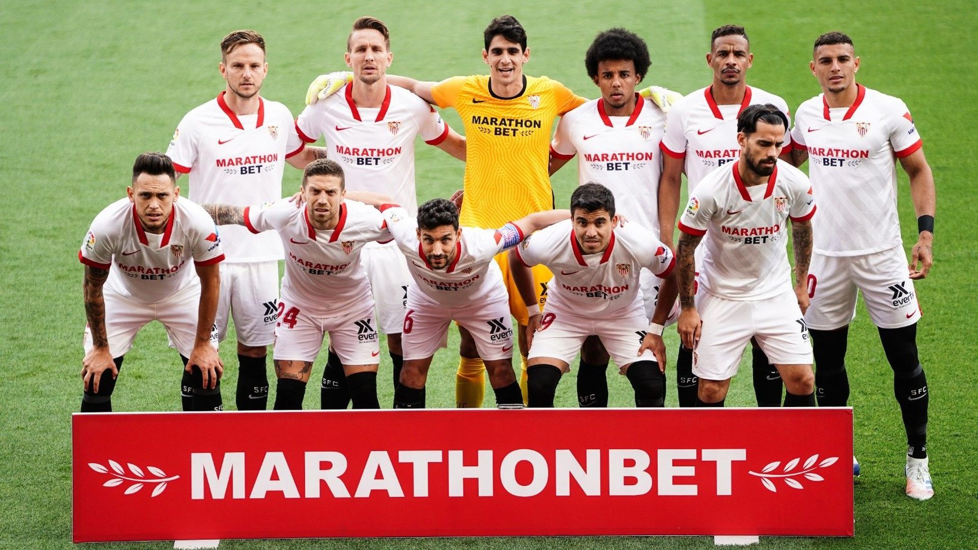 sevilla_granada.jpg sevilla_granada.jpg