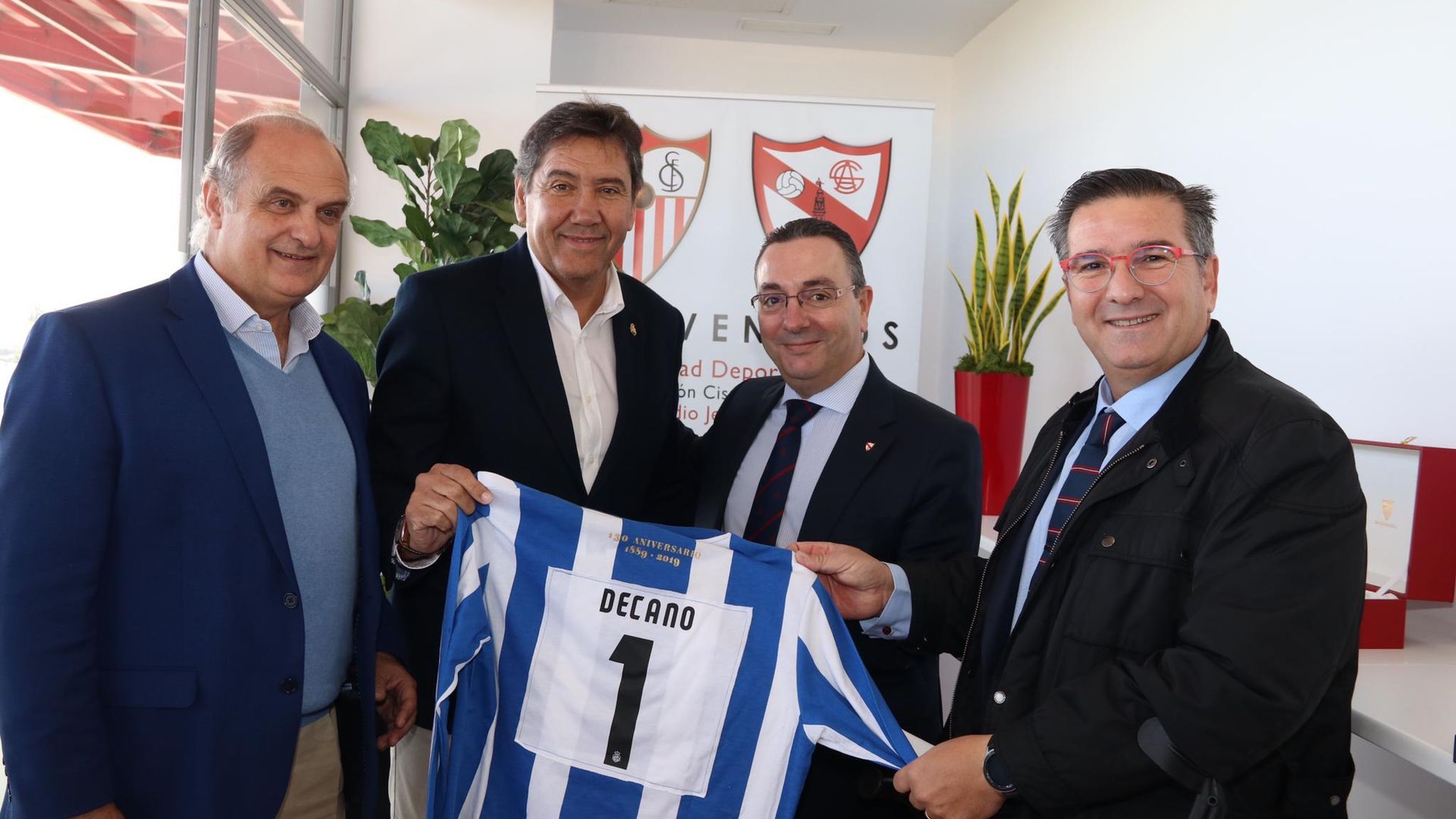 sevilla_recre_regalos_002.jpeg sevilla_recre_regalos_002.jpeg