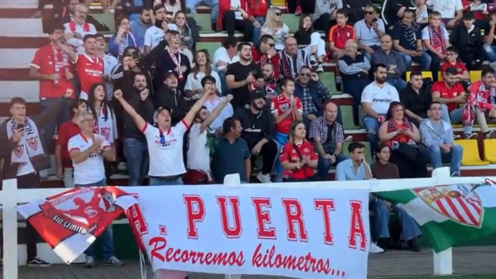 Sevillistas en Velarde