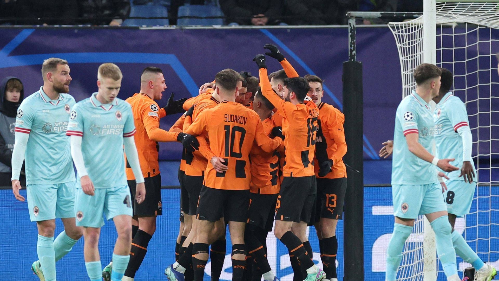 shakhtar_donetsk.png shakhtar_donetsk.png