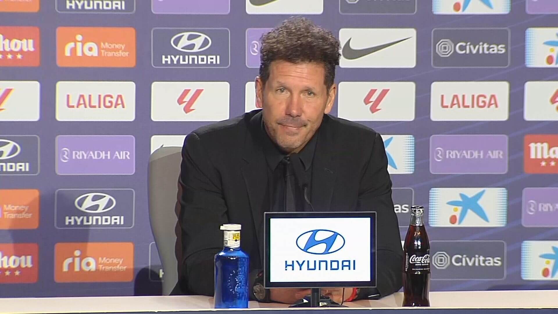 simeone_en_sala_de_prensa.jpeg