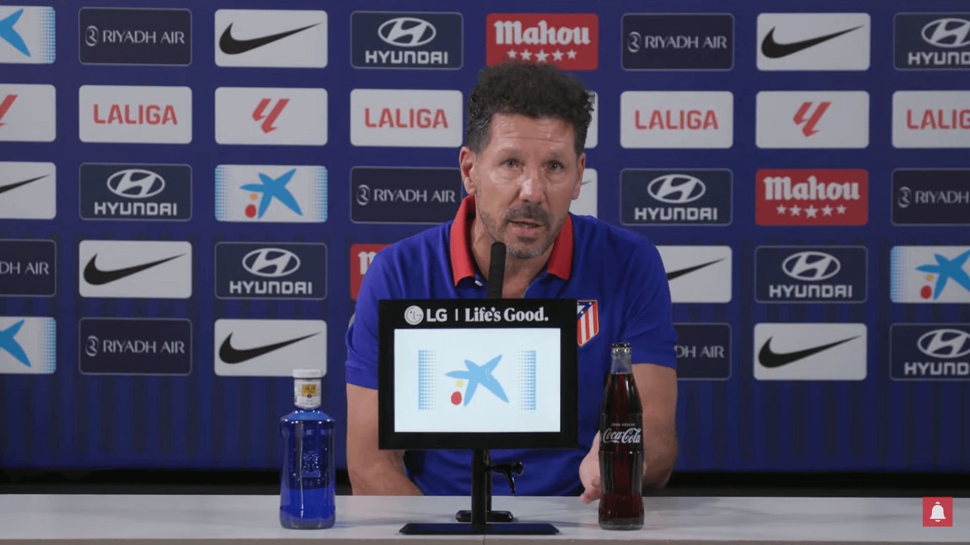 simeone_en_sala_de_prensa.png simeone_en_sala_de_prensa.png