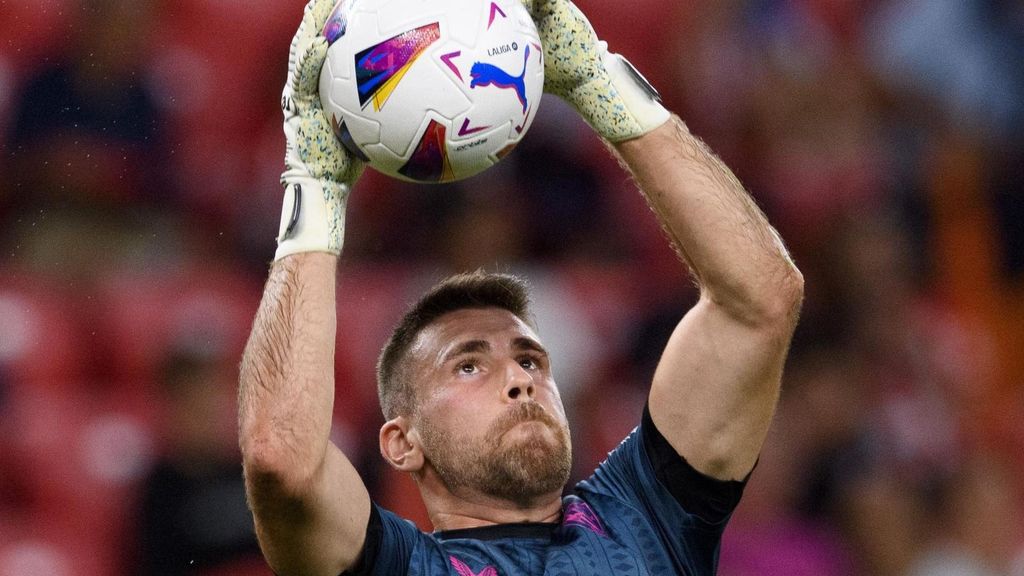 Unai Simón, routndo: "No me voy a ir del Athletic"