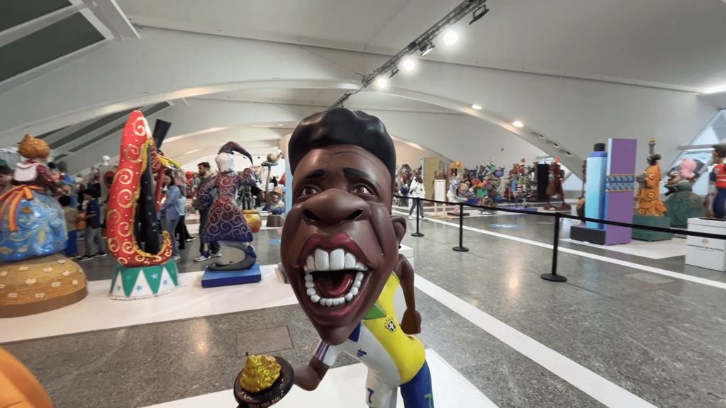 Todos los ninots de deportes de la exposición del Ninot 2025